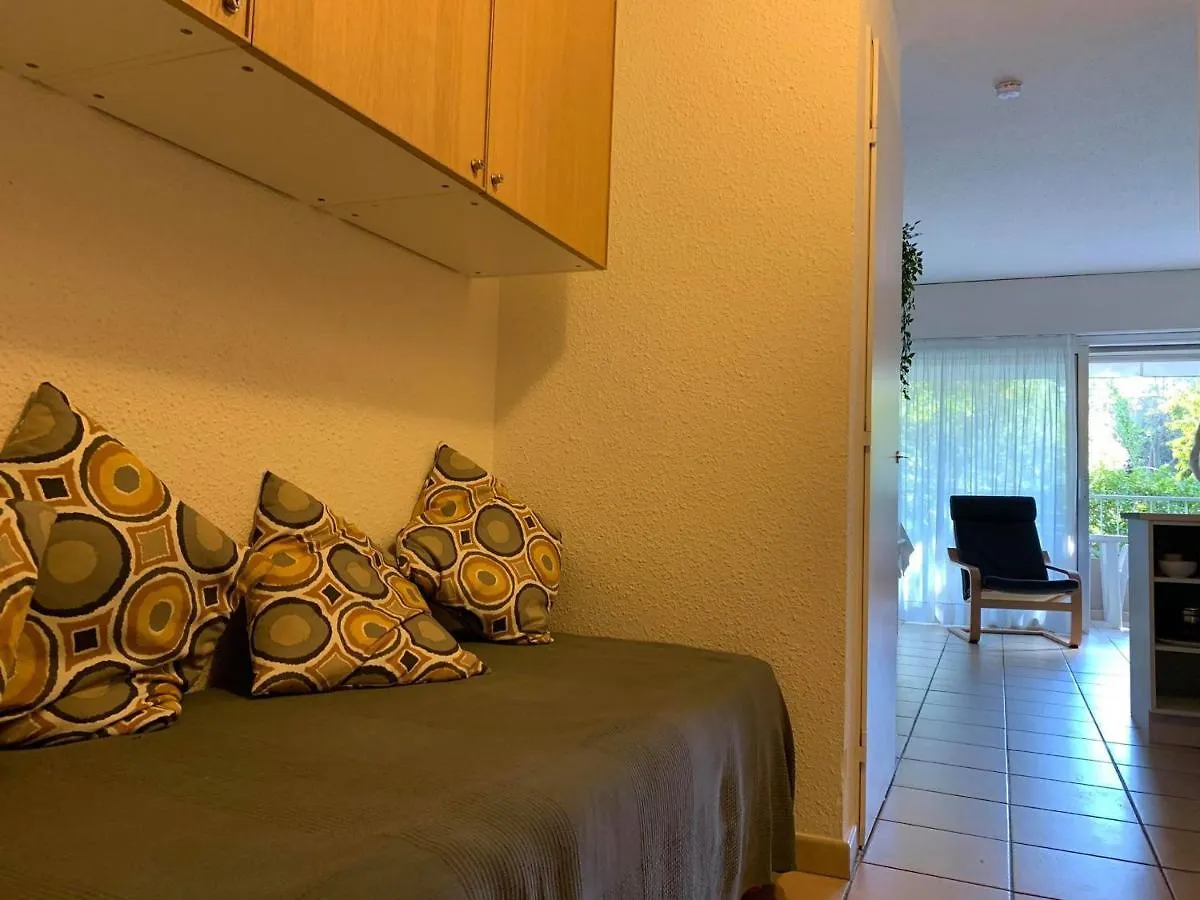 Studio Climatise 2/3 Pers, Balcon, A 50M De La Plage Et 200M Du Centre-Ville De Saint-Raphael - Fr-1-466A-49